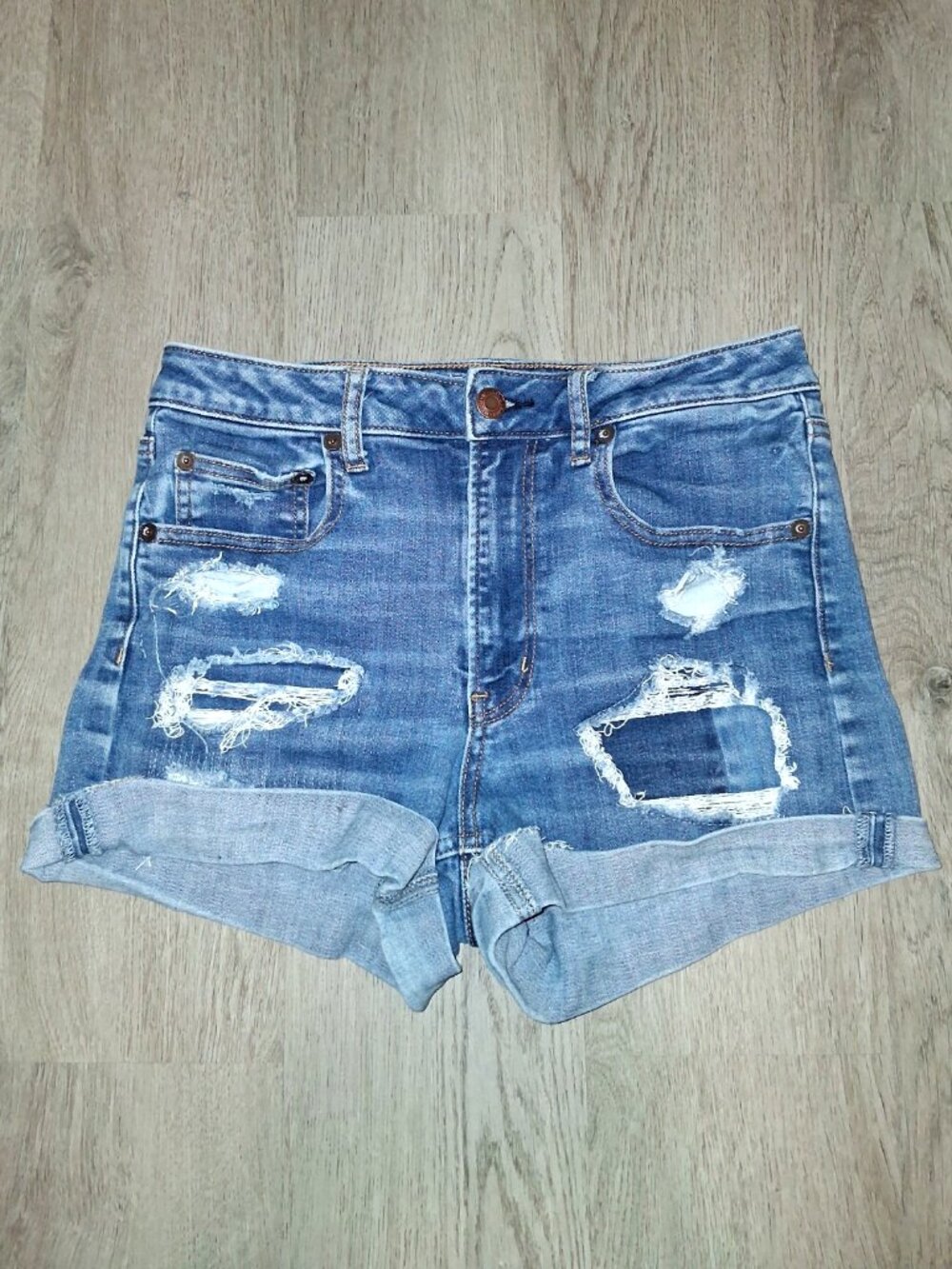 American Eagle Stretch Super Hi-Rise Shortie Shorts Size 6 Distressed Denim